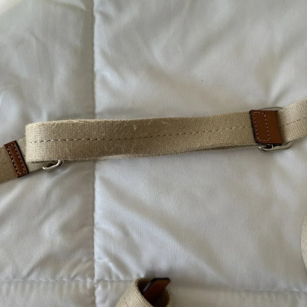 Coach swingpack crossbody